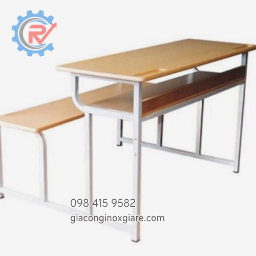 Bàn học sinh trung tâm 
