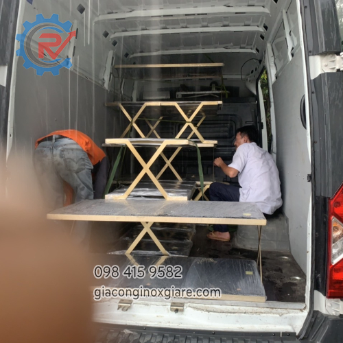 Gia công sản xuất bàn trà inox mạ vàng theo yêu cầu 