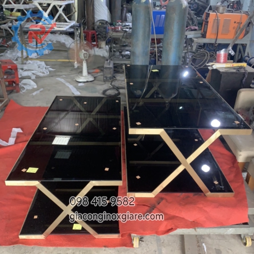 Bàn trà inox mạ vàng kiểu chữ X