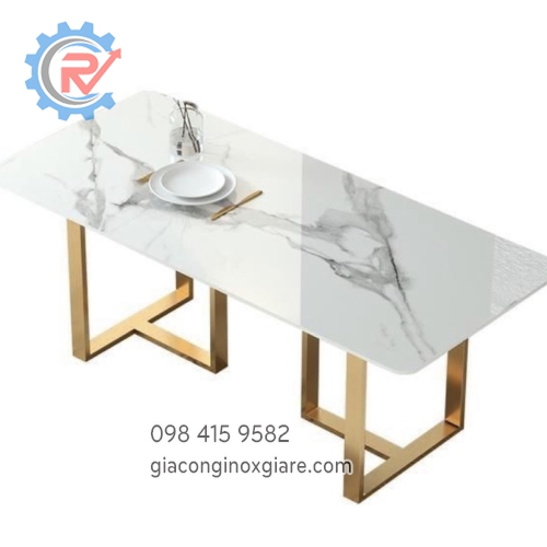 Bàn ăn mặt đá trắng Vân mây khung chân inox mạ vàng cao cấp 