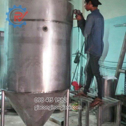 Chuyên nhận gia công bồn inox công nghiệp theo yêu cầu chi tiết bản vẽ 