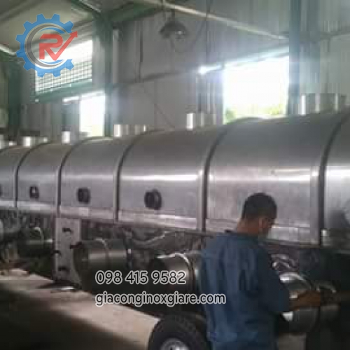 Bồn sấy rung hạt nêm tại công trình công ty Ajinomoto
