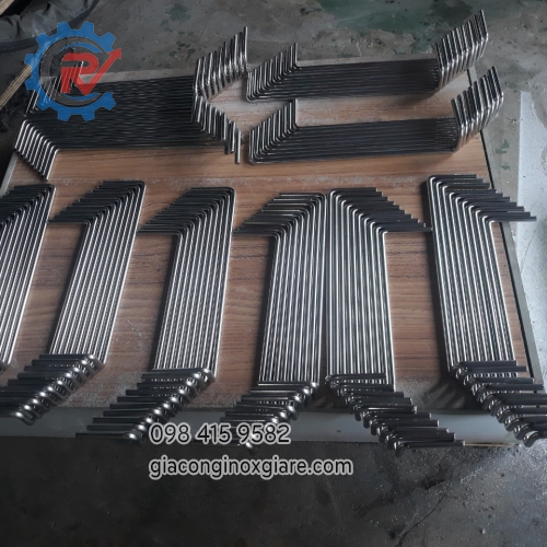Nhận gia công các sản phẩm inox theo yêu cầu.
