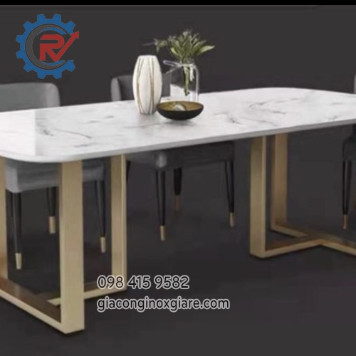 Bàn ăn inox mạ PVD phong cách hiện đại đơn giản 