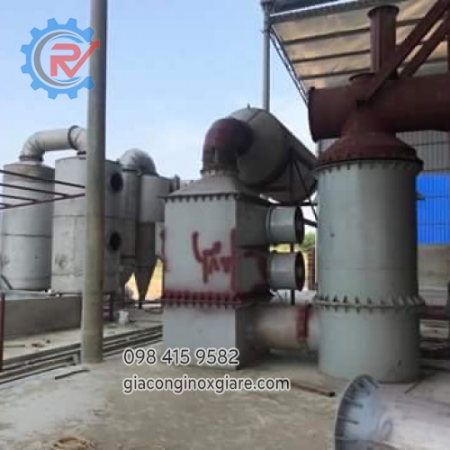 Hệ thống bồn xử lý nước thải công nghiệp.