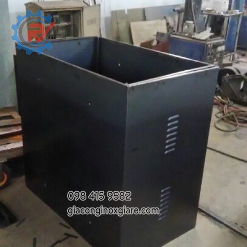 Sản xuất tủ điện theo yêu cầu 