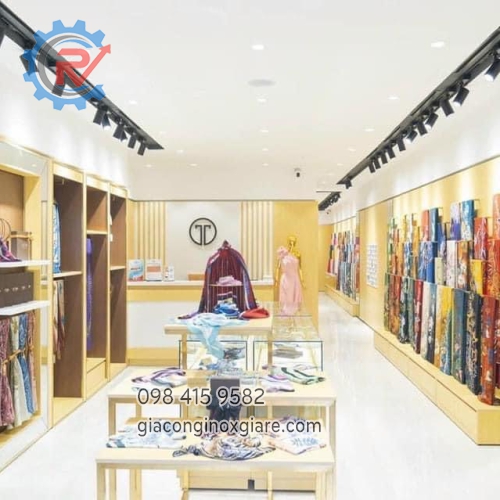 Sào treo, kệ trưng bày sản phẩm inox mạ PVD shop thời trang 