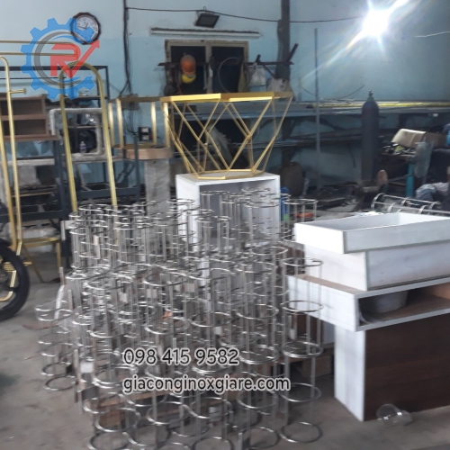 Nhận gia công nội thất, ngoại thất inox, inox mạ vàng PVD theo yêu cầu 