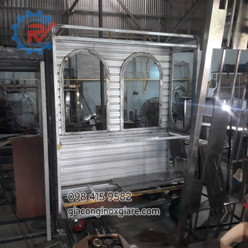 Gia công xe trả sữa bằng inox Sơn phủ màu sắc theo yêu cầu 