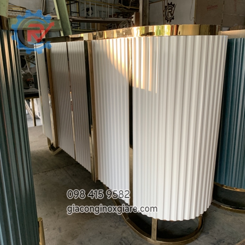 Gia công tủ console trang trí mạ vàng PVD theo yêu cầu 