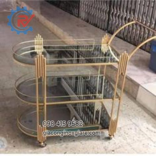 Xe để rượu inox mạ PVD vàng gold sang trọng.