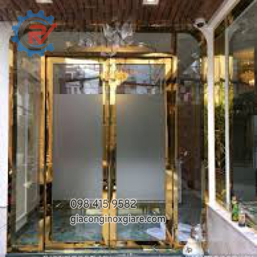 Gia công lắp đặt khung cửa inox mạ PVD vàng bóng gương 8k 