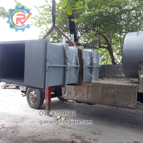 Nhận gia công bồn công nghiệp sắt, inox theo kích thước yêu cầu.
