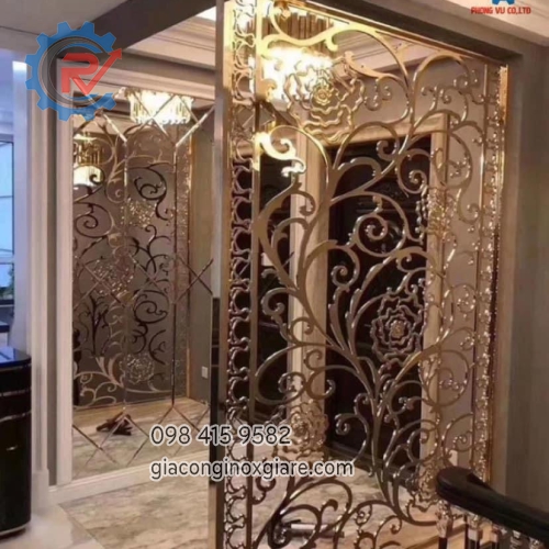 Vách ngăn inox hoa văn CNC  mạ vàng Quận 10