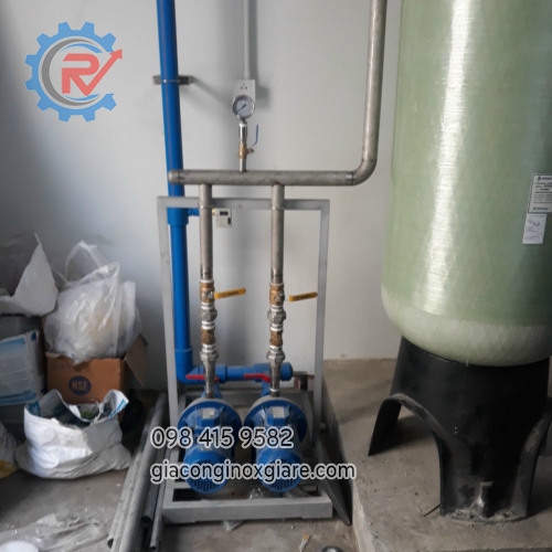 Gia công lắp đặt hệ thống bồn lọc nước RO công nghiệp 