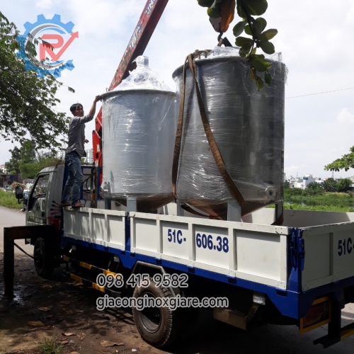 Gia công bồn chứa công nghiệp bằng SS304