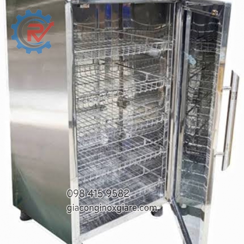 Tủ sấy chén công nghiệp.