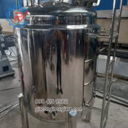 Bồn chuyên dụng chứa đựng thực phẩm.