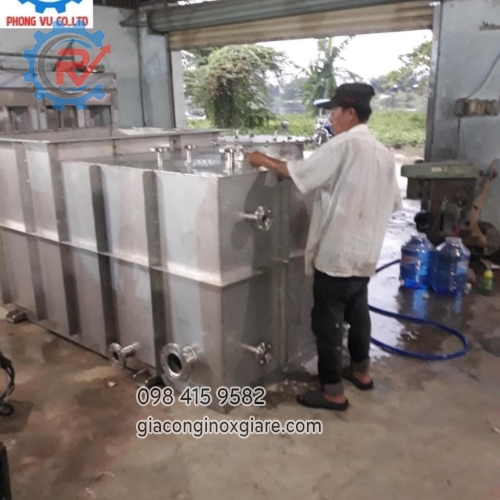 Bể chứa xử lý nước công nghiệp bằng inox 