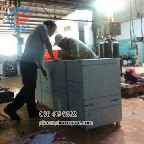 Gia công chế tạo bồn chứa công nghiệp vuông bằng inox