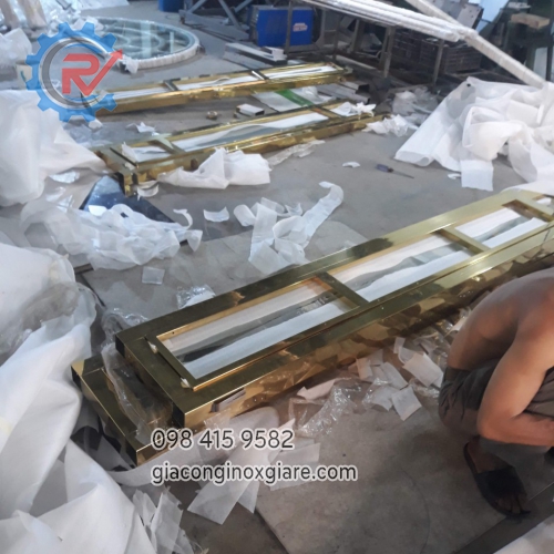 Gia công inox mạ vàng PVD theo yêu cầu tại xưởng