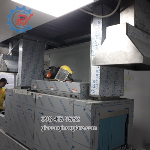 Gia công lắp đặt hệ thống bếp, chụp hút công nghiệp