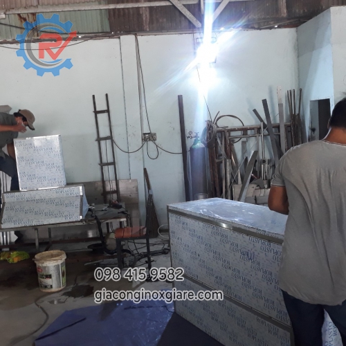 Đơn vị chuyên gia công lắp đặt hệ thống hút khói.