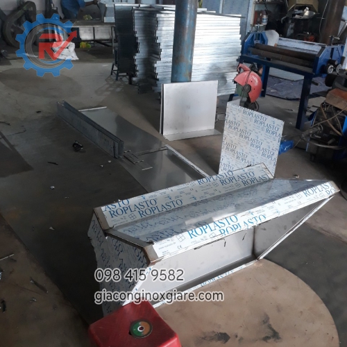 Đơn vị chuyên gia công lắp đặt hệ thống hút khói.