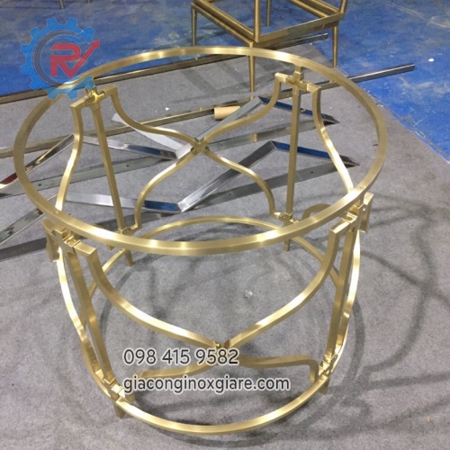 Nhận gia công chân bàn inox mạ PVD màu theo yêu cầu.