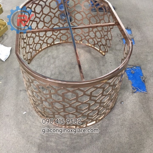 Chân bàn mạ vàng tital PVD cao cấp