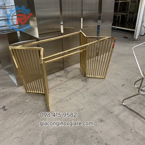 Nhận gia công chân bàn inox mạ PVD màu theo yêu cầu.