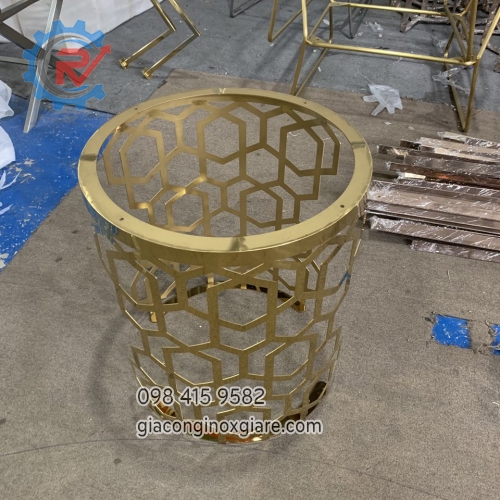 Nhận gia công chân bàn inox mạ PVD màu theo yêu cầu.