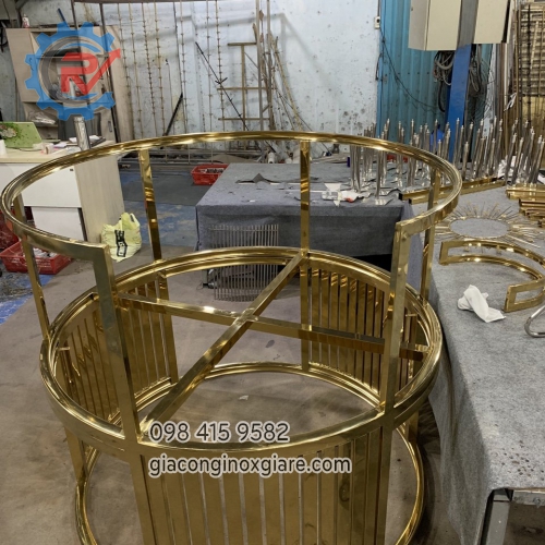 Nhận gia công chân bàn inox mạ PVD màu theo yêu cầu.