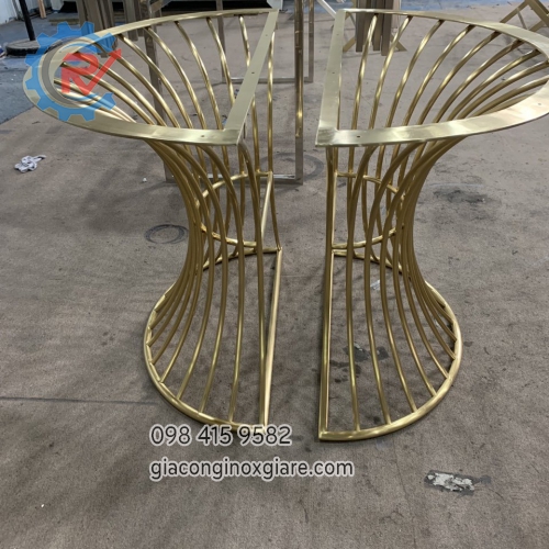 Nhận gia công chân bàn inox mạ PVD màu theo yêu cầu.