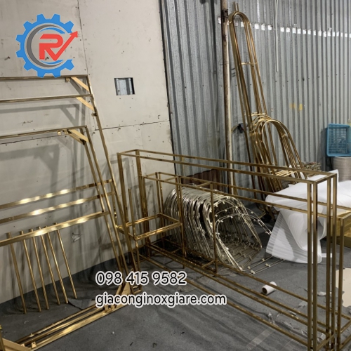 Gia công chân bàn mạ PVD màu vàng theo yêu cầu