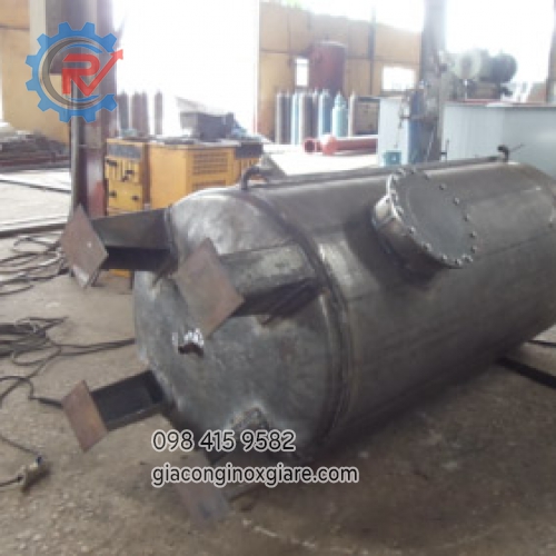 lắp đặt bồn lọc nước cong nghiệp tại KCN Long Hậu, Long An