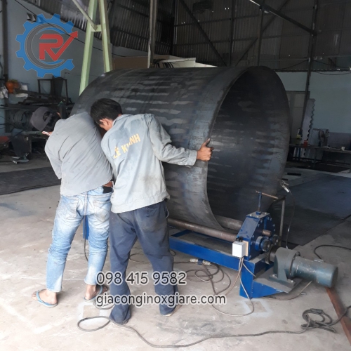 Đơn vị gia công chế tạo bồn công nghiệp giá tốt tại xưởng