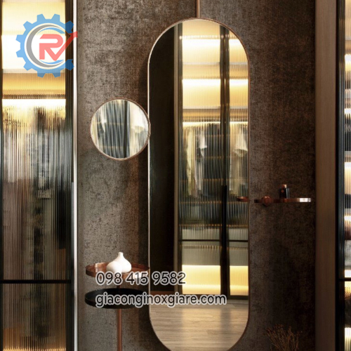 Khung gương trang trí phòng khách mạ vàng PVD