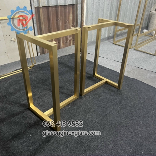 Gia công chân bàn mạ PVD màu vàng theo yêu cầu