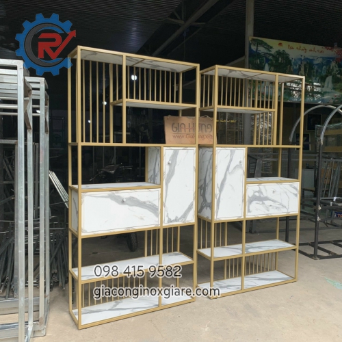 Gia công kệ sách trang trí phòng khách theo yêu cầu