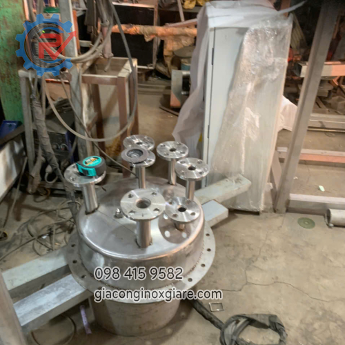 Gia công bồn lọc nước công nghiệp bằng inox